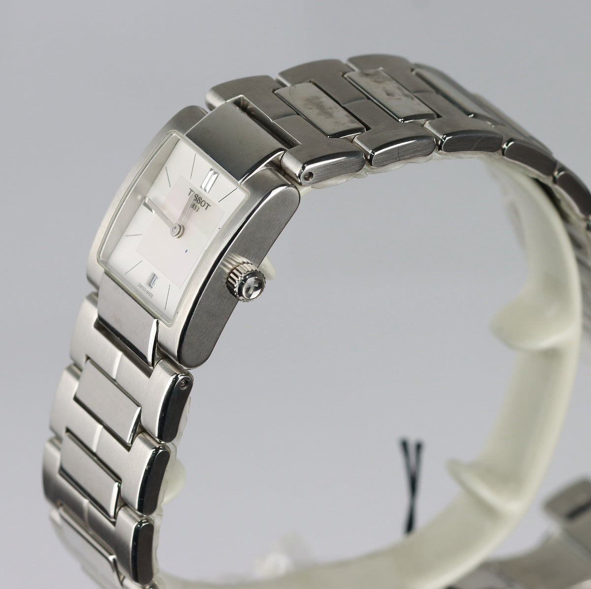 Tissot T02 Mother of Pearl Dial woman Watch - T090.310.11.116.00 ...